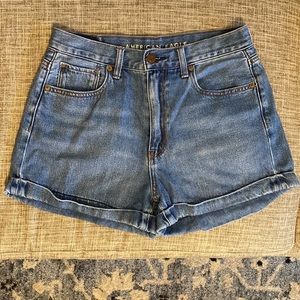 American Eagle Mom Shorts 🦅